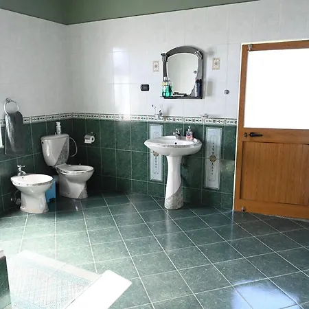 Villa! * Lezhë